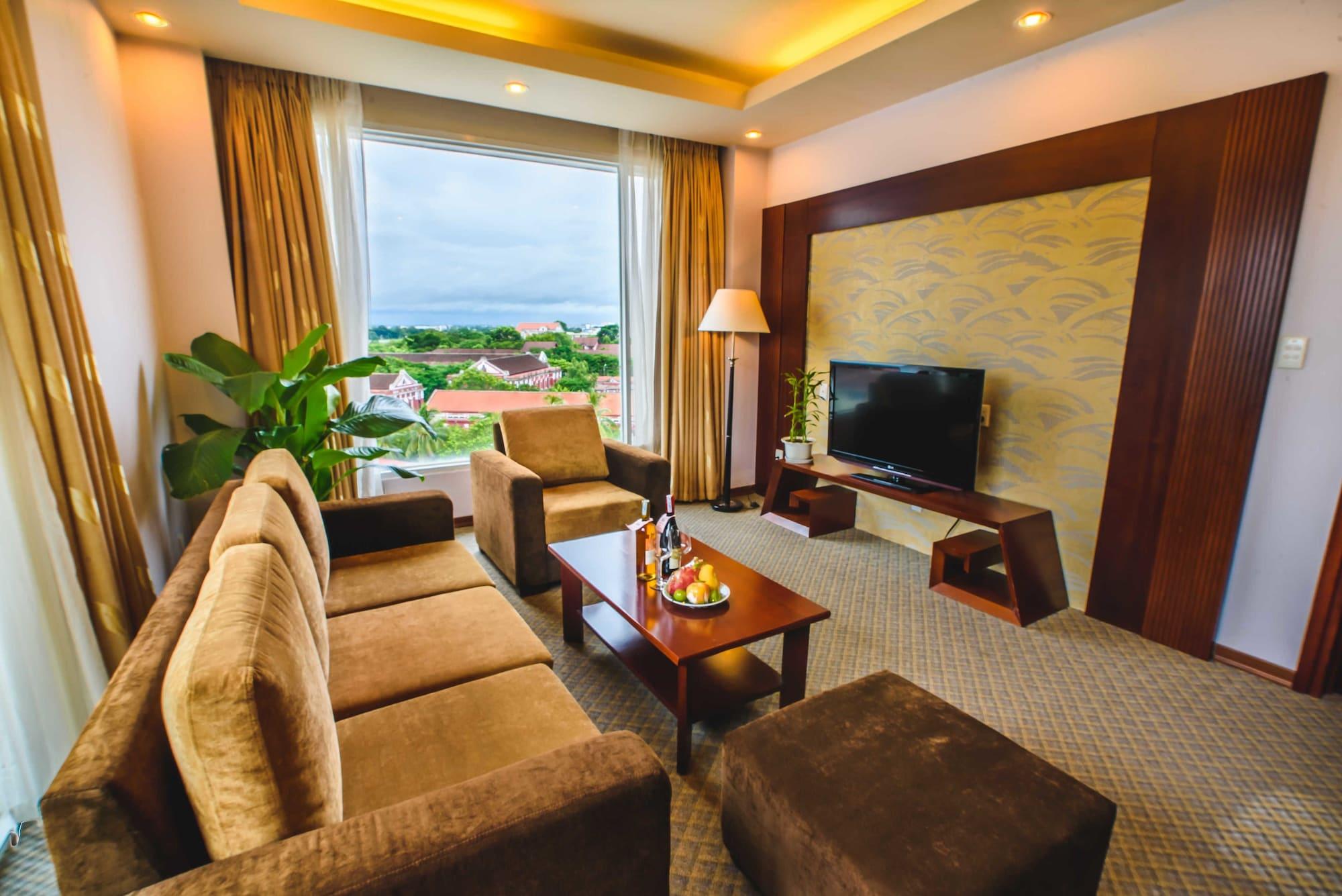 Mondial Hotel Hue Exterior foto
