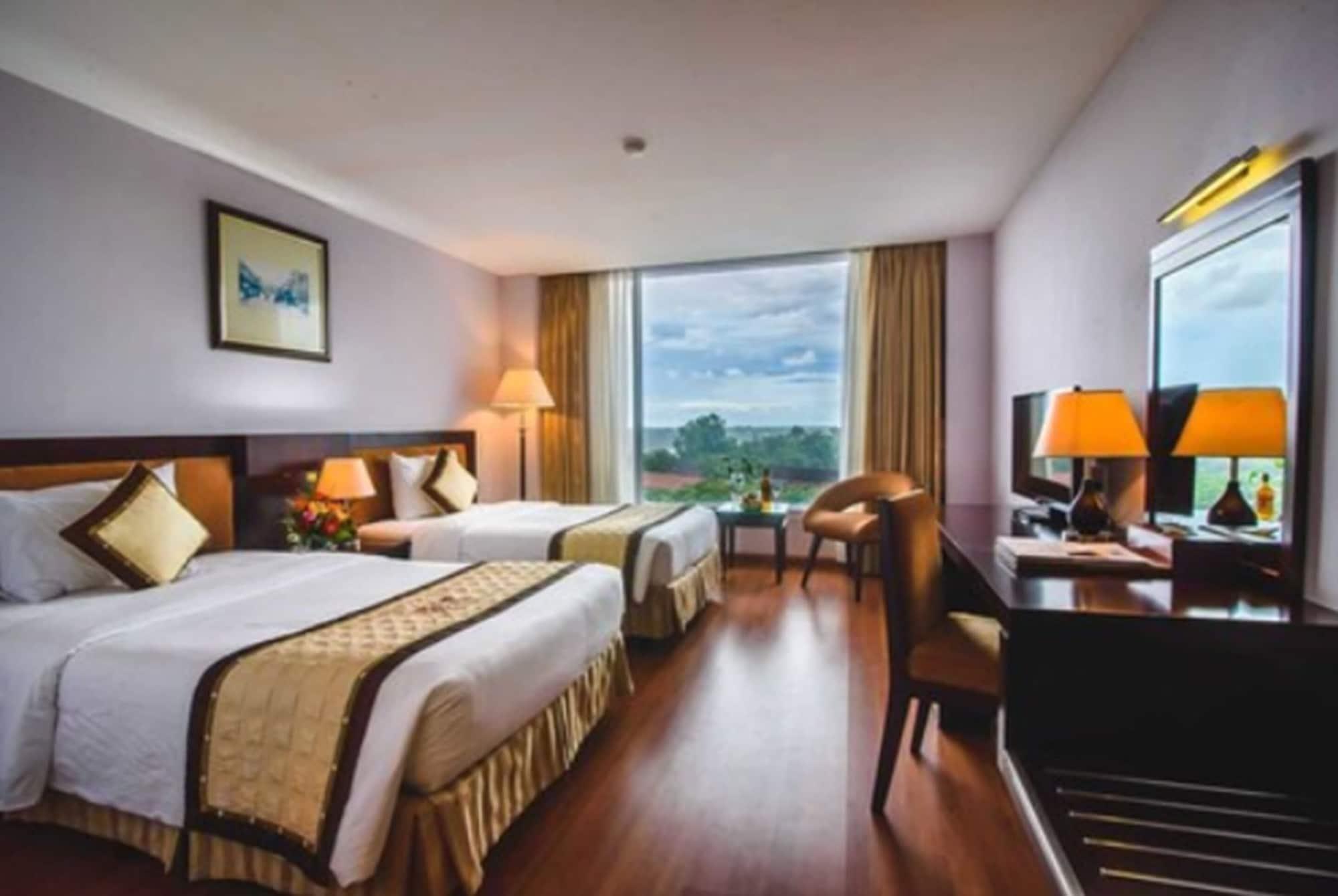 Mondial Hotel Hue Exterior foto
